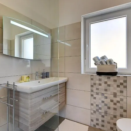 Exquisite In Gali Ana With Pool