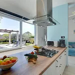 Holiday home In Gali Ana With Pool & Galizana